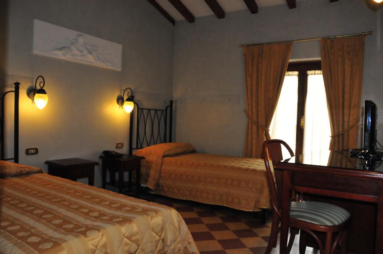 Hotel Della Robbia Флоренція Екстер'єр фото